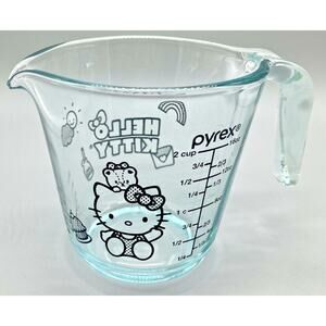 Pyrex Hello Kitty Measuring Cup Sz 2 cup 16 oz Made in USA Microwavable New Tg